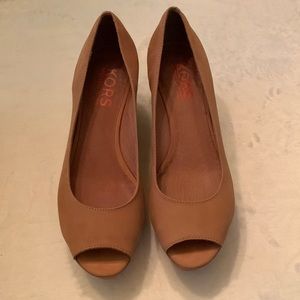 All tan leather Michael Kors wedges, very good used condition, size 7.5